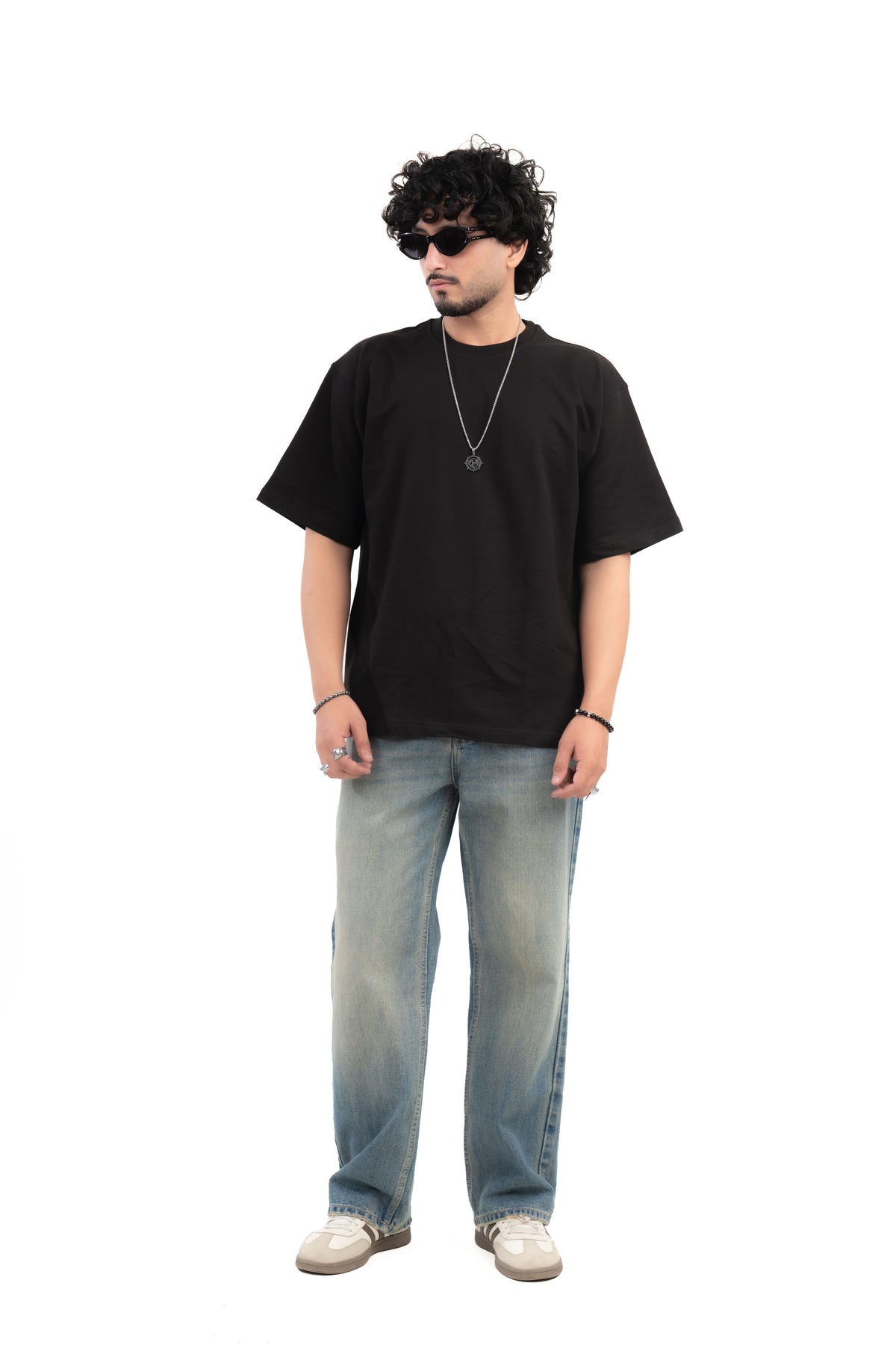 Black Solid Oversize T-Shirt