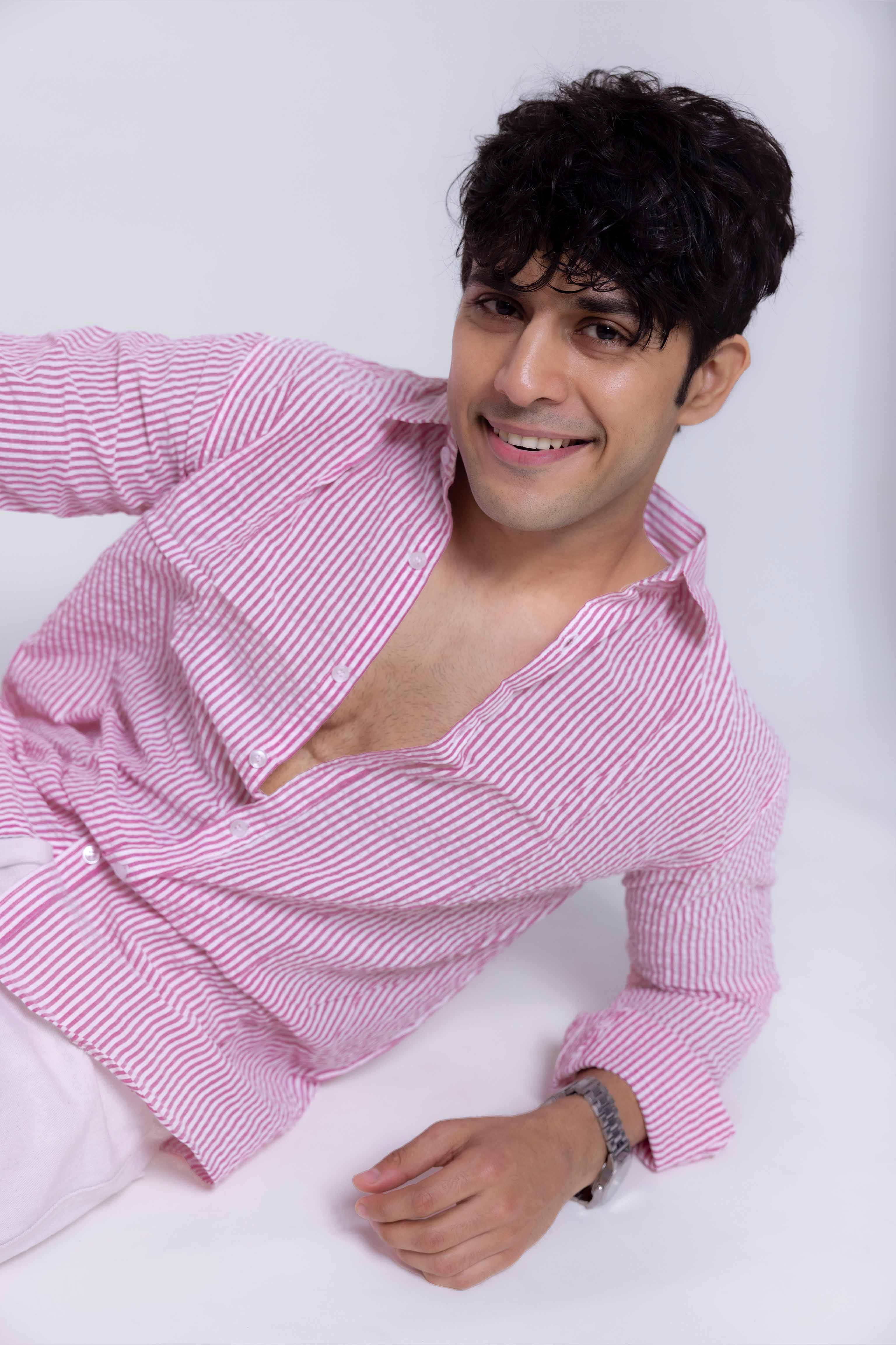 Pink and White Regular fit Striped Full Sleeves Shirt